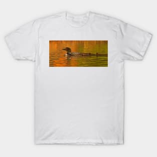 Follow the leader - Common loon T-Shirt